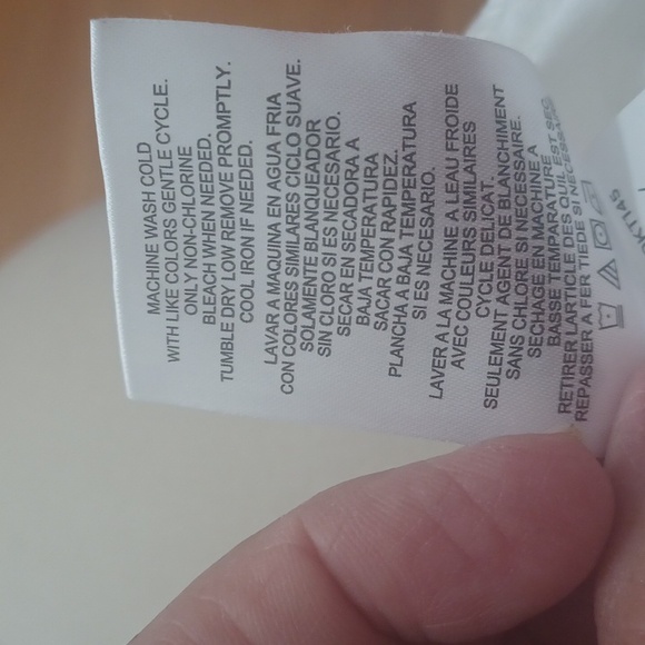 Jones New York Sz.XL. Ivory Top.  Cotton Knit W/ Lightweight Shoulders & Sleeves - Picture 7 of 8